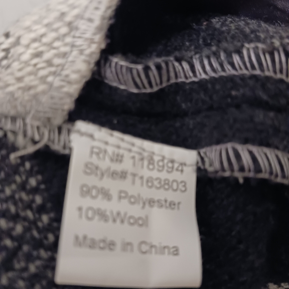 Top - Picture 7 of 9